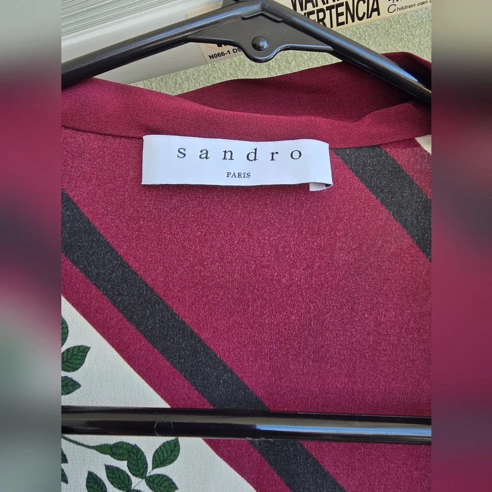 New Sandro dress of 100% silk - Picture 5 of 12